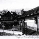 Rodná chalupa Ludvíka Vaculíka v Pluskalově ulici, asi 1970, foto LV